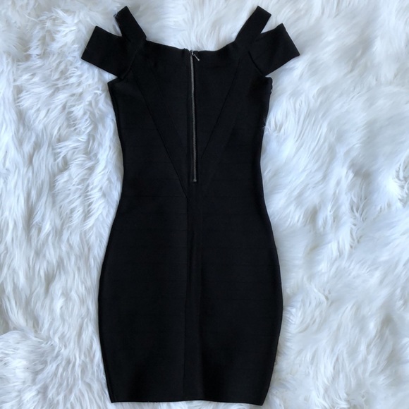 Guess - Picture 5 of 5